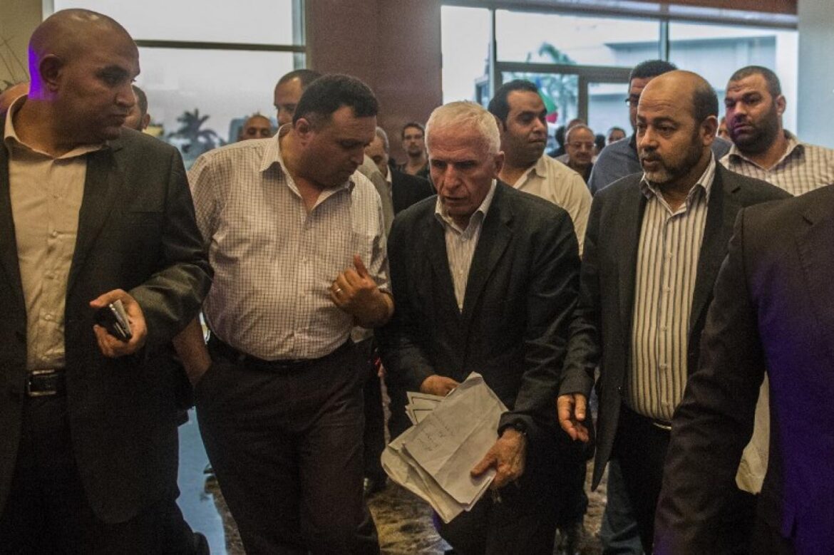 Palestinian official delegation for talks in Cairo, August 2014